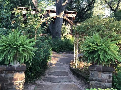 Hudson Bend Ranch | RainbowWeddingNetwork