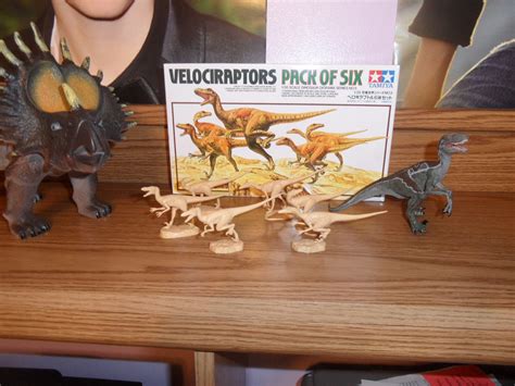 Mads Dinos And Other Creatures Velociraptors Pack Of Six