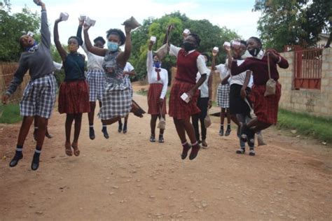 Pregnancy Prevention For 200 Teenagers In Zambia Globalgiving