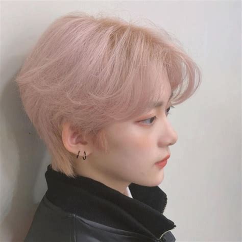 on Instagram New Hair Style 일본 여행 가기 전에 핑크색으로 염색했습니다 핑크는 꼭