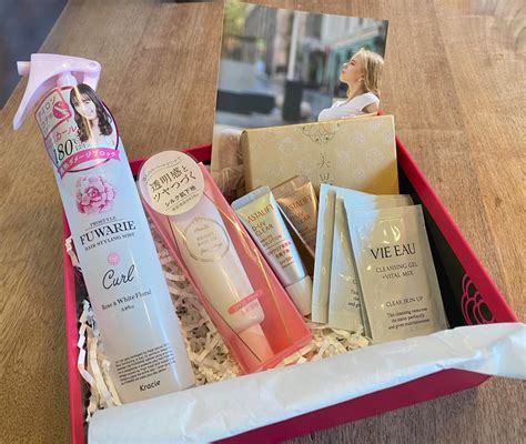 と思います (to omoimasu) more formal. "毎月コスメが届く"サブスク「BLOOMBOX」は何が入ってた ...