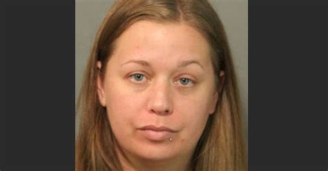 Florida Mom Arrested For Felony After Daughter Licks Tongue Depressor