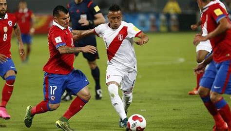 Born 2 april 1995) is a chilean professional footballer who plays for huachipato. Christian Cueva: El volante llora tras derrota de Perú ...