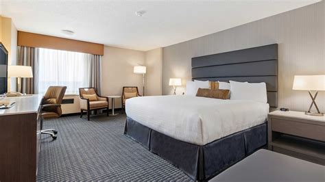 Elite Room Calgary Plaza Hotel