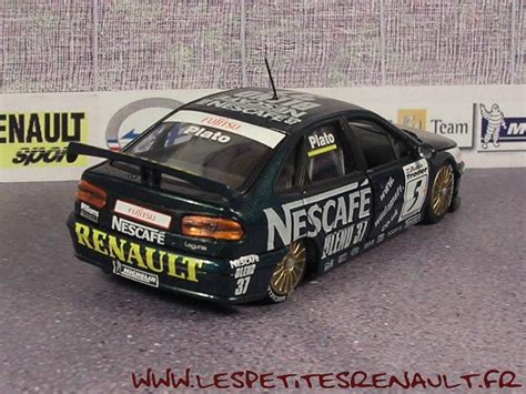 Les Petites Renault Laguna BTCC 1999 Jason Plato
