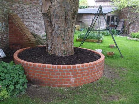 | arboristsite.com please be aware that we have recently gotten a wave of users that, when researched, are found to be from nigeria. 12 Amazing Ideas for Flower Beds Around Trees