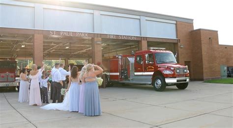 Firefighter Leaves In The Middle Of His Own Wedding To Fight Fire