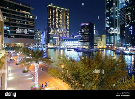 Dubai Uae November 23 2017 Night View Of Dubai Marina Uae Dubai