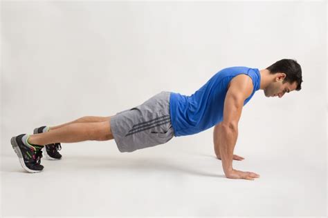 Push Ups How To Do The Perfect Push Up Greatist