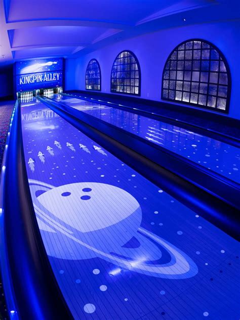 Cosmic Bowling Experience