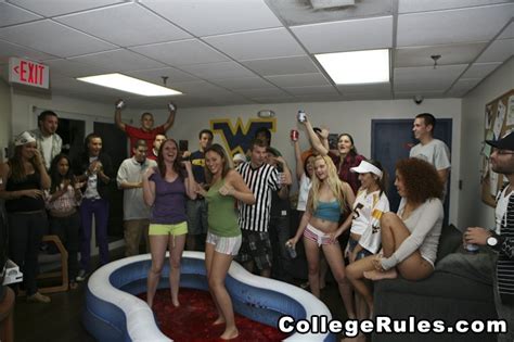 Check Out This Amazing Sick Ass Miami College Dorm Party Porn Pictures