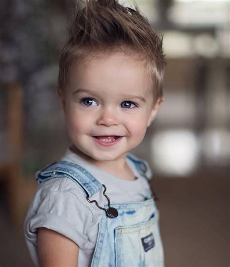 Épinglé Par Cindyrizos Sur Baby Boy Cheveux De Bébé Garçon Mode Pour