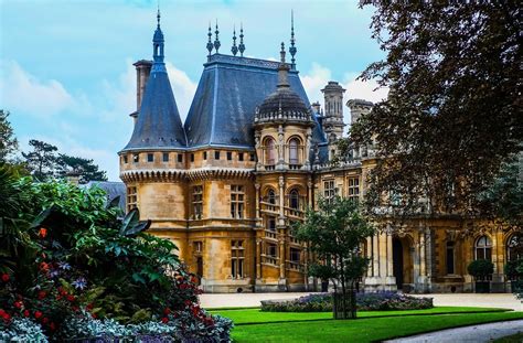 * the mediaeval and late latin name for england. Dwór Waddesdon Manor, Dworek, Rezydencja, Hrabstwo ...