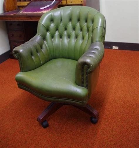 In this blog post, we will discuss 11 ways to spruce up your swivel chair with style so it can be just as fashionable as the rest of your decor! Chesterfield style swivel captain's chair - Seating - Singles/Pairs/Threes of Chairs (all types ...