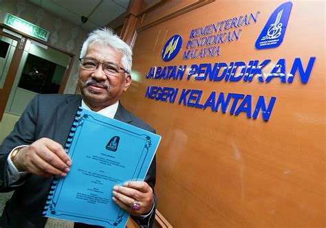 Astro awani will cooperate with the police in an investigation against one of its newscasters for allegedly making slanderous statement. STPM: Full pass percentages of many states surpass ...