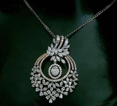 Visit These Famous Kolkata Jewellery Shops Right Now For Your