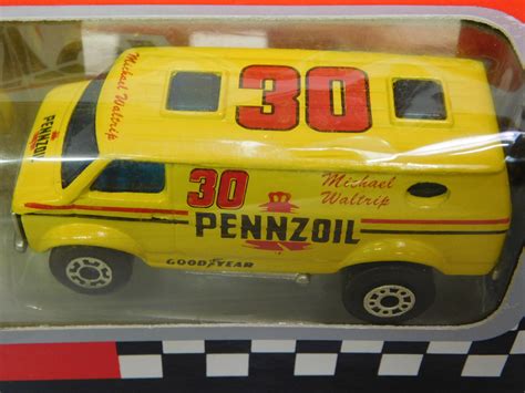 The nba all star game was played in orlando in 1992. Michael Waltrip 1991 #30 Pennzoil Super Star Team Convoy Set