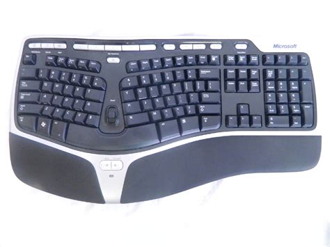As Is Microsoft Natural Wireless Ergonomic Keyboard And Mouse 7000 Ebay