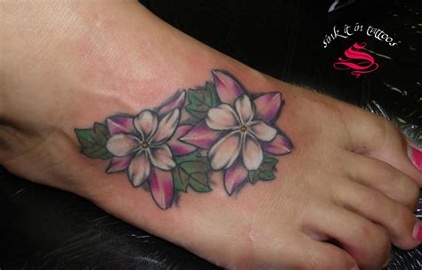 See what yo tattoo (yotattoos) has discovered on pinterest, the world's biggest collection of ideas. hibiscus tattoo on foot | Pin Purple Hibiscus Flower Foot ...