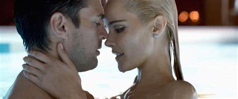 Isabel Lucas Nude Butt In Sexy Scene From The Loft Movie Scandal Planet