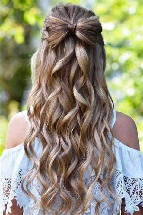 41 Beautiful Long Hairstyle Ideas For Women Addicfashion In 2020 Prom Hairstyles For Long