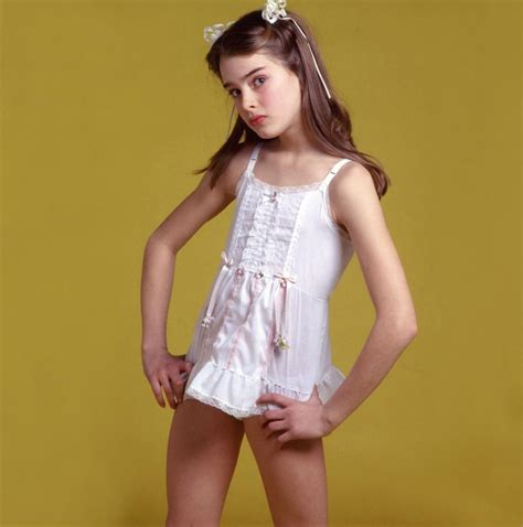 Brooke Shields Photo Lot Sale Of Pretty Baby Actress