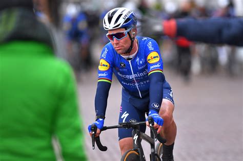 Mark Cavendish Is Really Close To Winning Says Deceuninck Quick Step Sports Director