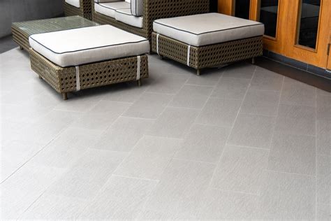 Can You Use Vinyl Flooring For Outdoor Patio 7 Tips