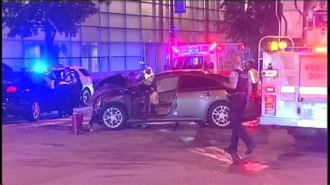 Chicago Police Officer Among 3 Injured In University Village Crash