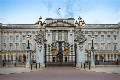 Britains Prettiest Palaces Anyone Can Visit