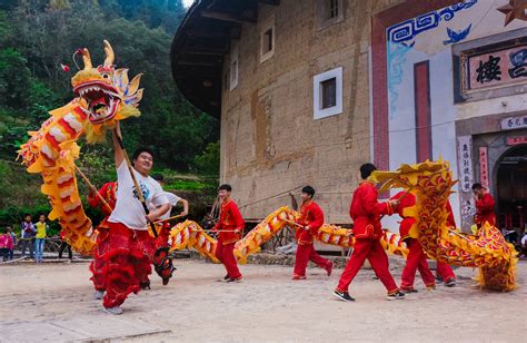 La Danse Du Dragon Pour Le Nouvel An Chinois