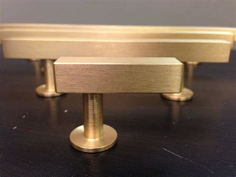 Designers And Homeowners Are Loving This Beautiful Brushed Brass Pulls