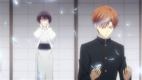 Yuki, the 'prince charming' of their high school, kyo the hot headed, short tempered outcast, and shigure the mischievous. Pin by Rini on fruits basket in 2020 | Fruits basket anime ...