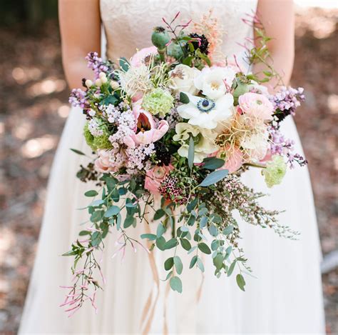 It's an outdoor classroom, a museum, and a national historic site. Romantic, Relaxed Backyard Wedding: Heidi + Joshua - Green ...