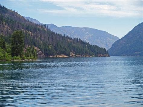 Lake Chelan Washington 10 Amazing Us Lakes For Summer Vacation