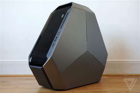 The Alienware Area 51 Is A Spaceship Disguised As A Gaming Pc