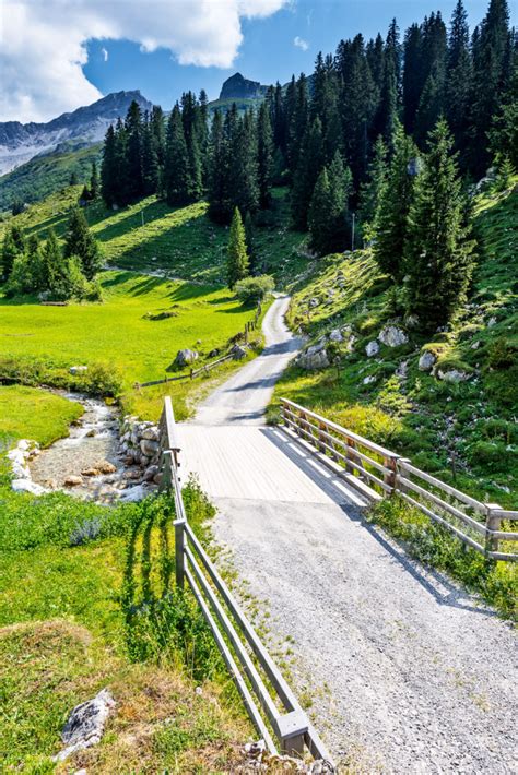 The Ultimate Road Trip Through The Swiss Alps International Traveller