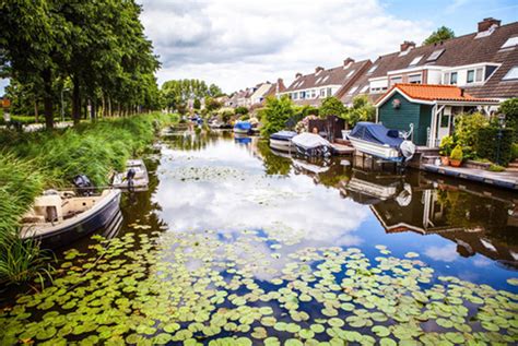 Lernen sie beliebte urlaubsregionen kennen und buchen sie hier ein schönes ferienhaus in holland. Ein Ferienhaus in Holland mit Boot mieten | Ferienhaus Holland