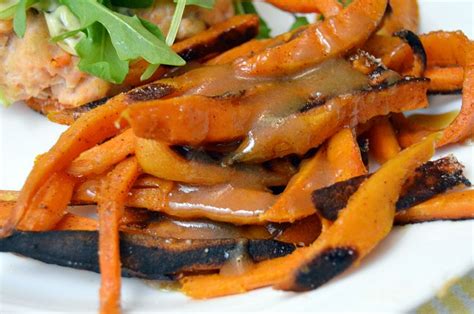 Combine mayonnaise, spicy brown mustard and maple syrup in a small bowl. Baked Sweet Potato Fries with Caramel Dipping Sauce ...