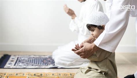 Membuat beberapa perbuatan yang pada urufnya (adatnya) tidak disuruh melakukannya dalam solat. Menelan Sebiji Nasi Di Dalam Mulut Antara perkara Yang ...