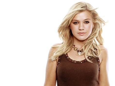 Kelly clarkson is still entrenched in an ongoing battle with her estranged husband brandon blackstock and according to reports, the american idol season 1 winner is bearing the brunt of many. kul-deepak: kelly clarkson