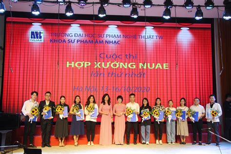 Học lực lớp 12 xếp loại. Đại học Sư phạm Nghệ thuật Trung Ương - 50 năm NUAE - "Năm ...