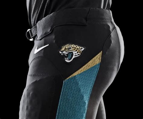 Jacksonville Jaguars Unveil New Uniforms Sportslogosnet News