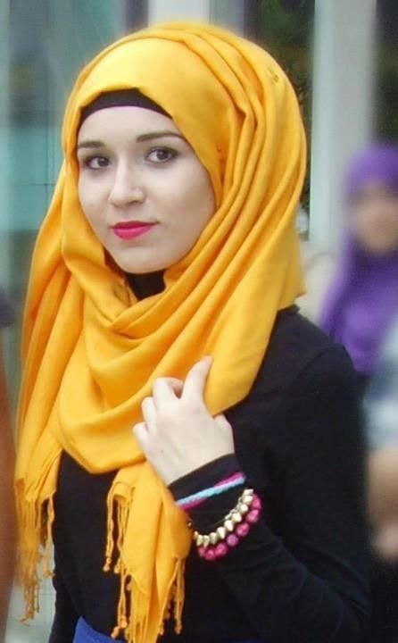 Indonesian Muslim Girls Hijab