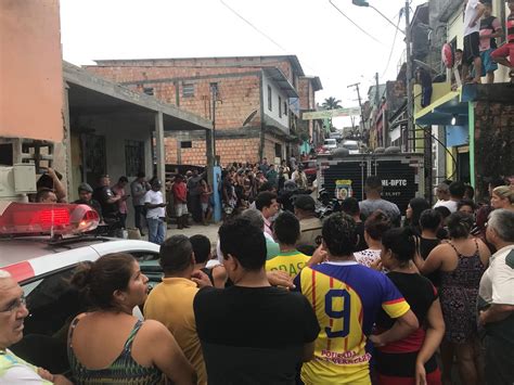 Homem Morto A Tiros Em Manaus Depois De Deixar Filhos Em Escola