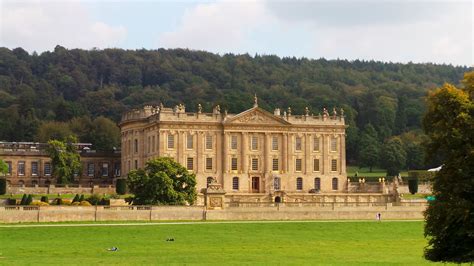 Lord Of The Manor Chatsworth House The Crowning Glory Of Britains