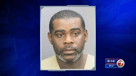 Suspected Peeping Tom Arrested In North Lauderdale Wsvn 7news Miami News Weather Sports