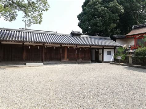 Yasugaoka Hachimangu The Approach To Shrine With Sakura Trees History