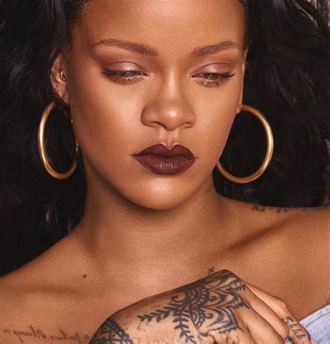 Rihanna ♡ Lipstick For Dark Skin Rihanna Makeup Beauty Lipstick