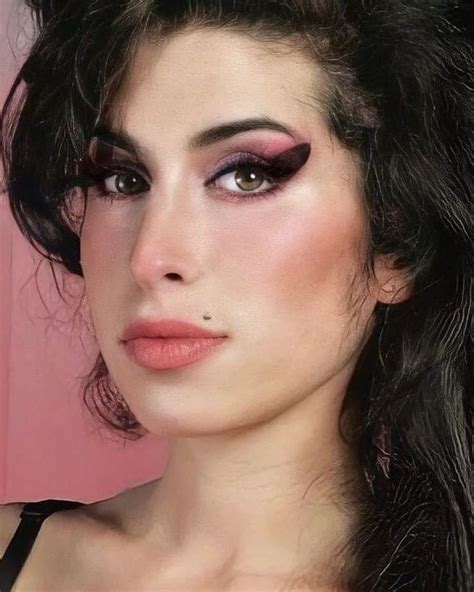 pin by sysbel on fotos de famosos amy winehouse makeup winehouse amy winehouse